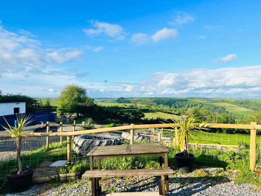 סנט קלירס 2 Bedroom Holiday Home In The Heart Of West Wales מראה חיצוני תמונה